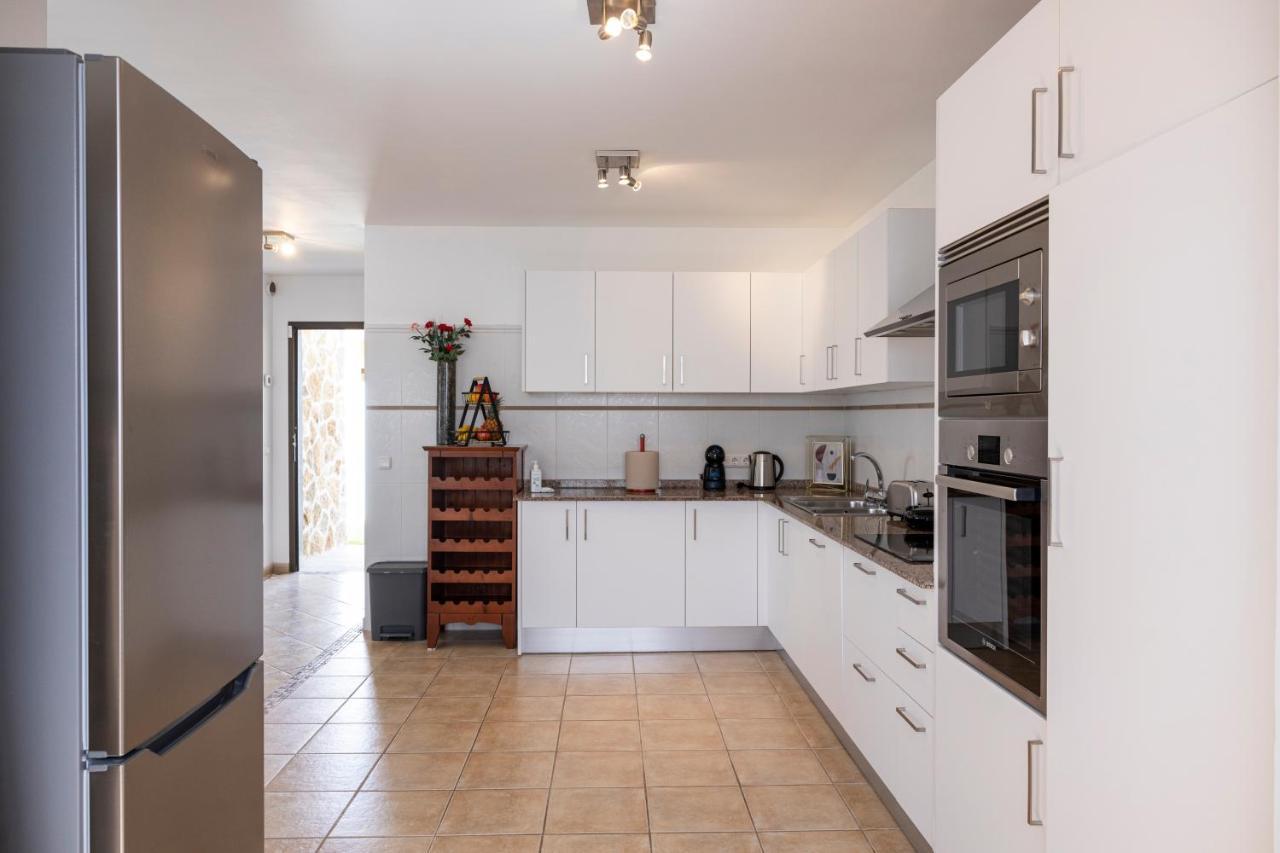Ideal For Family Holidays, Near Beach And Golf- Casa James La Guirra Екстер'єр фото
